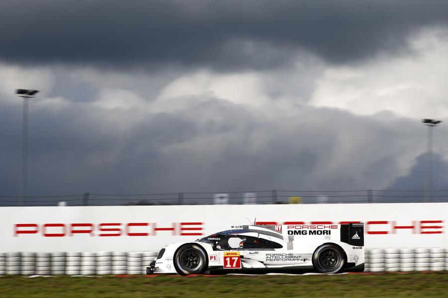  Porsche 919 Hybrid 2015 года  (фото 201 из 481)